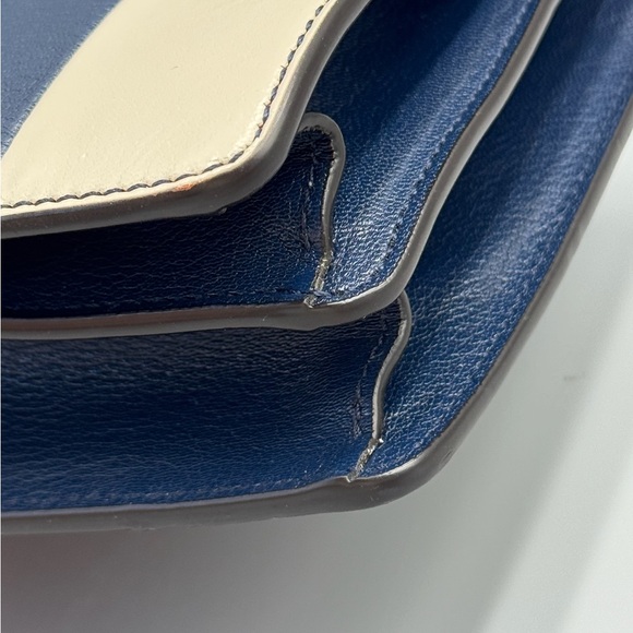 Gucci Red and Blue Striped Medium Dionysus - Picture 8 of 15